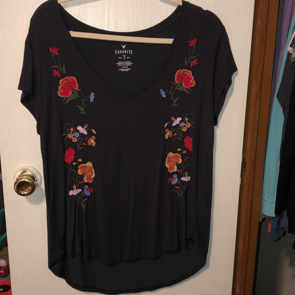 Soft vneck T-shirt